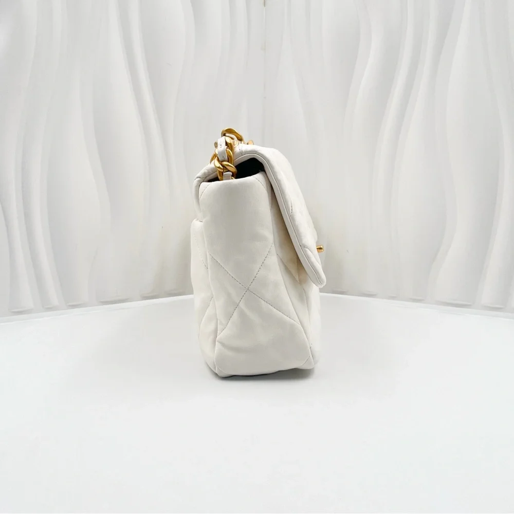CHANEL 19 Large Flap Bag White Quilted Lambskin Mixed Metal Hardware - Picture 3 of 14